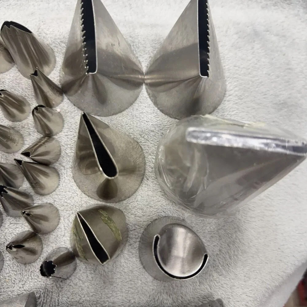 Milton & Ateco Icing and Fondant Nozzles Cake Decorating Tips Steel Lot of 45